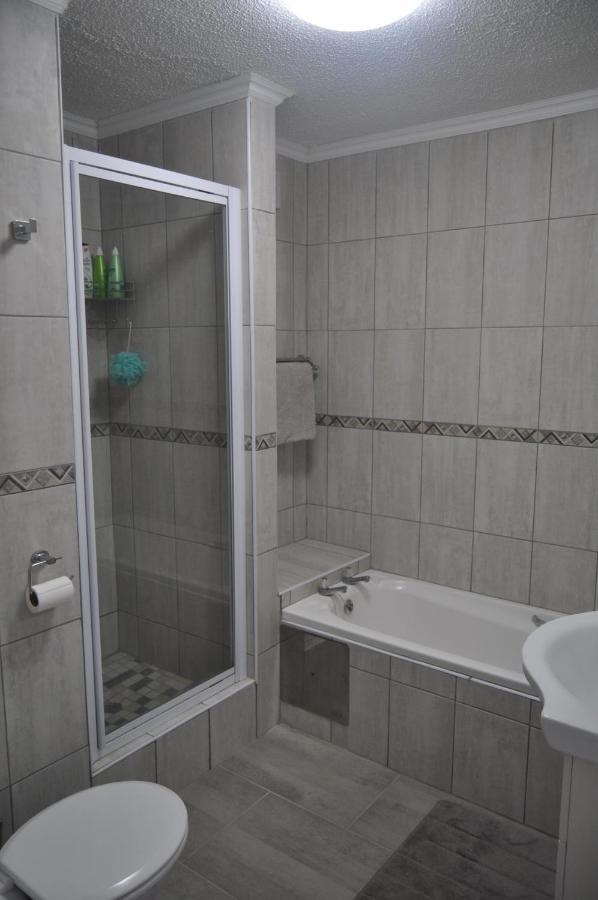 68 Laguna La Crete Appartement Uvongo Beach Buitenkant foto