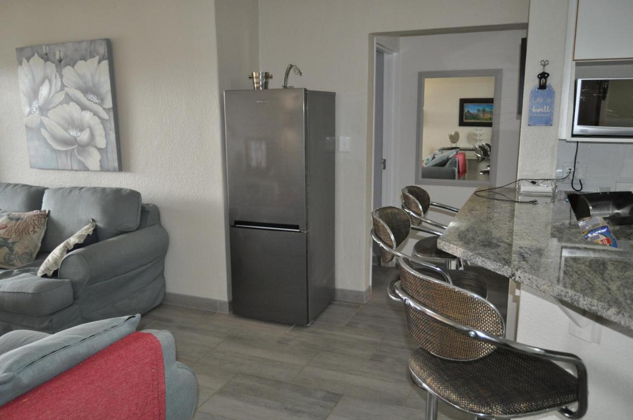 68 Laguna La Crete Appartement Uvongo Beach Buitenkant foto